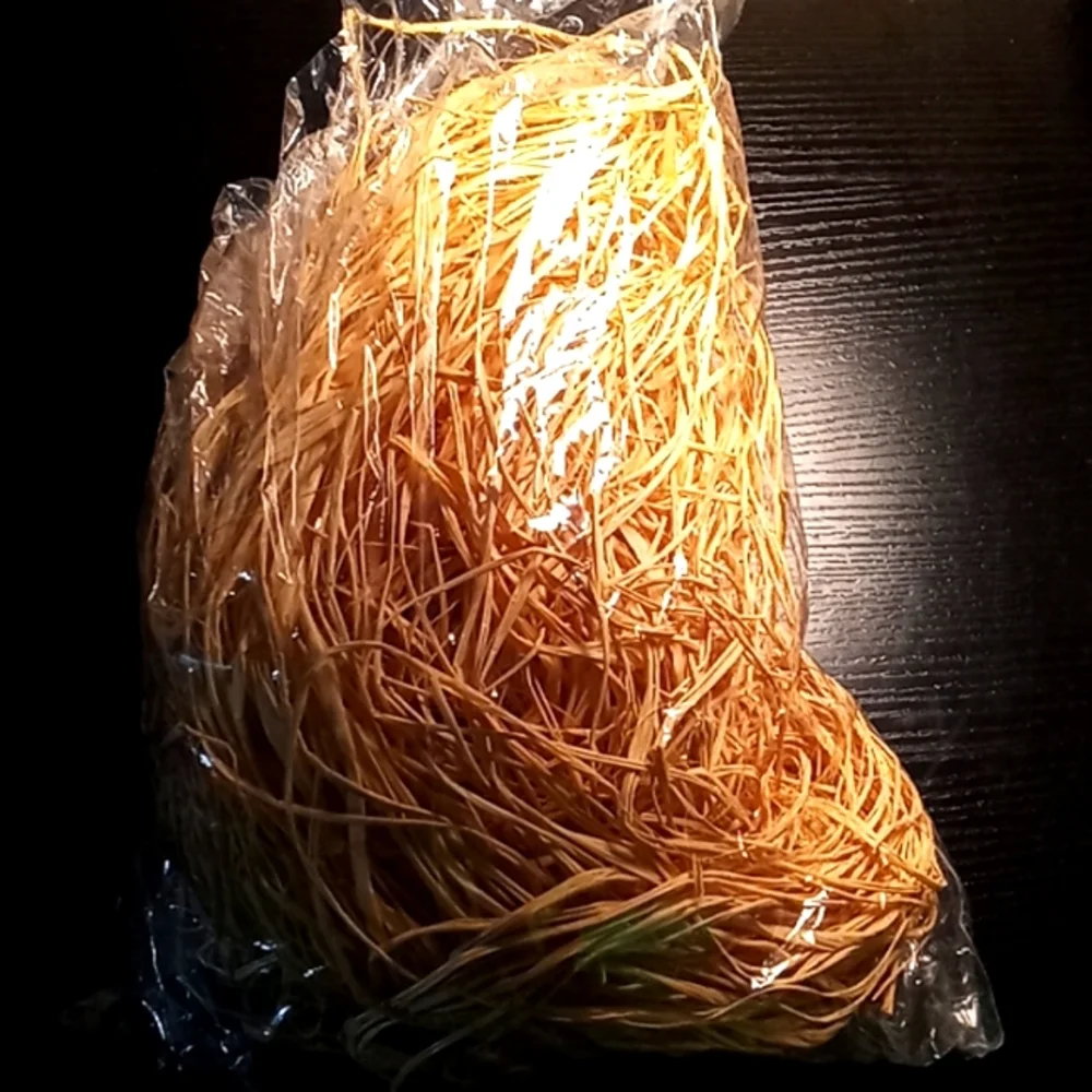 Craft grass - Picture 1 of 3